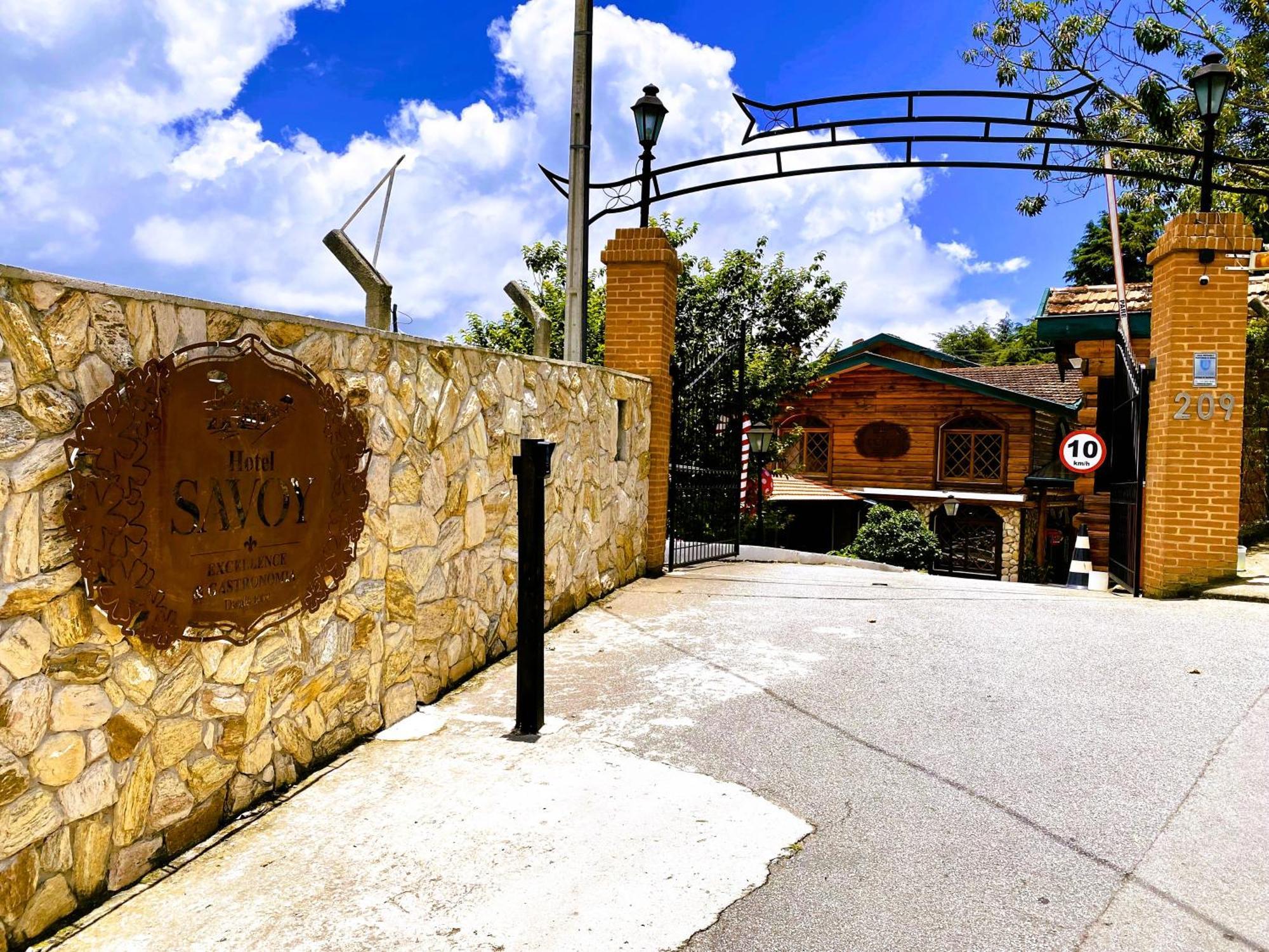 Hotel Savoy Excellence Campos do Jordao Exterior photo